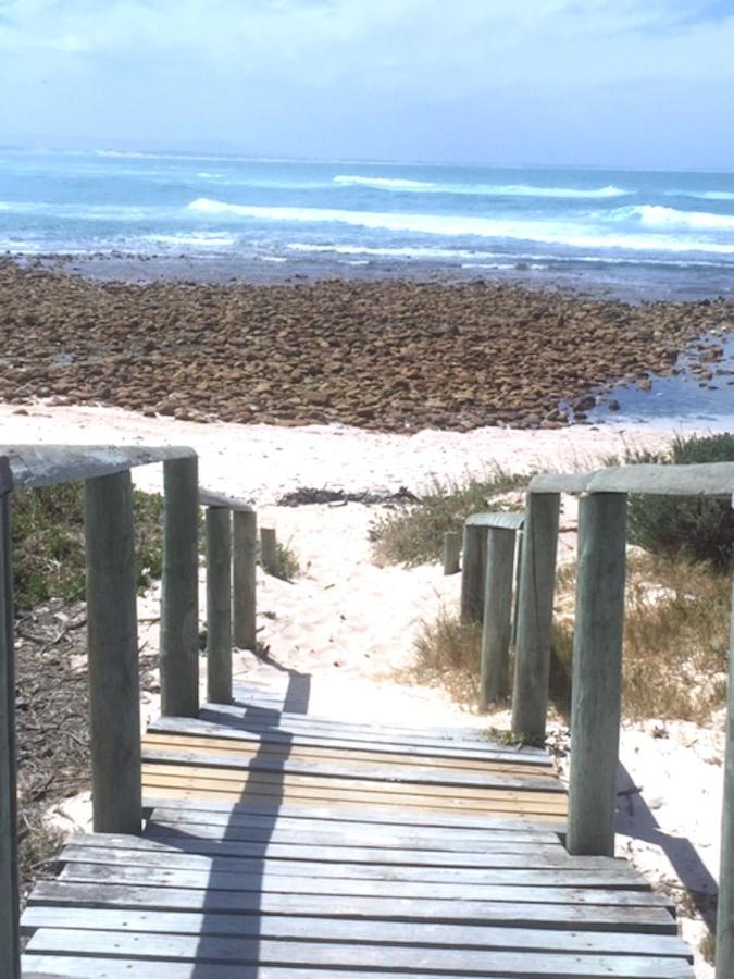 Dee'S Place Hotel Agulhas Luaran gambar